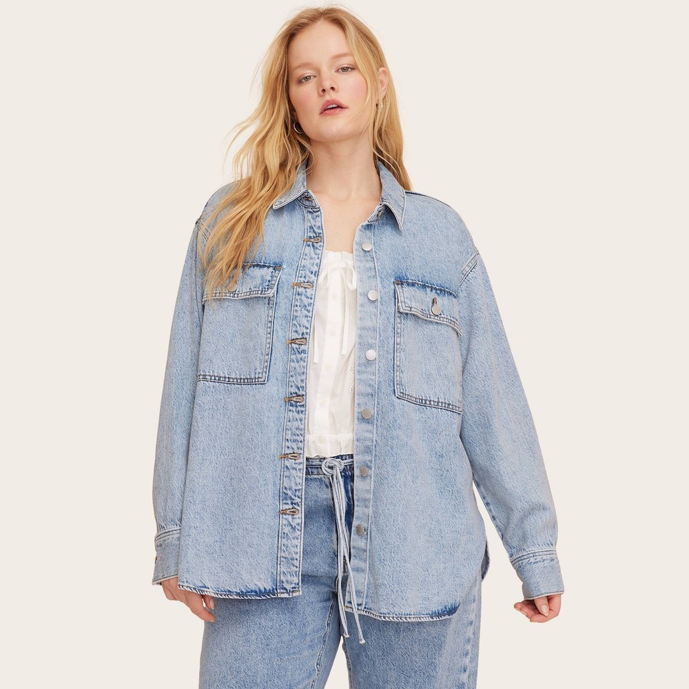 Parke Target Women XXL Extra Large LS Denim Shacket Light Wash Shirt Jean Jacket
